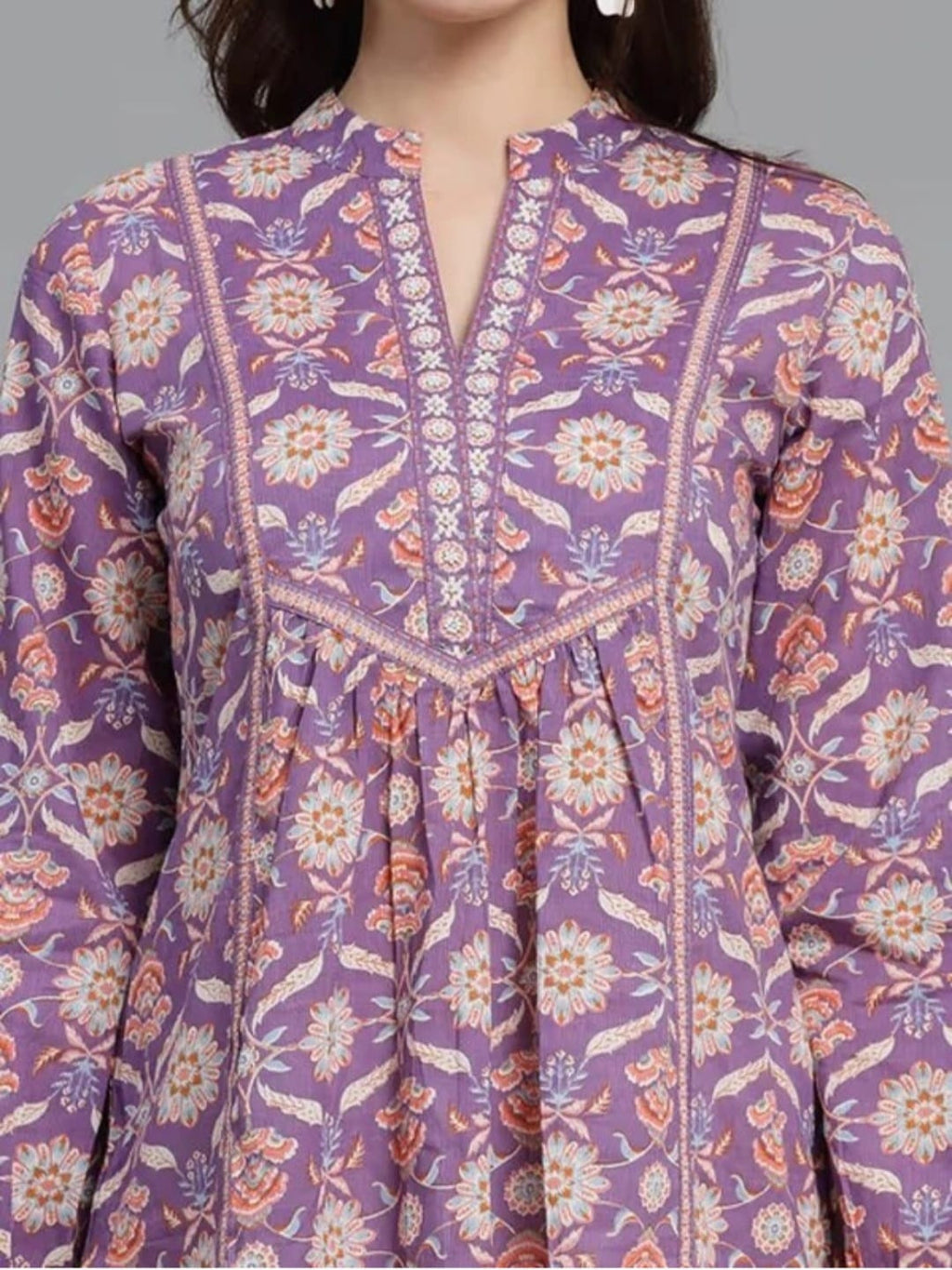 Women's Purple Floral Print Cotton Kurti with Pleated Yoke & V-Neck Detail