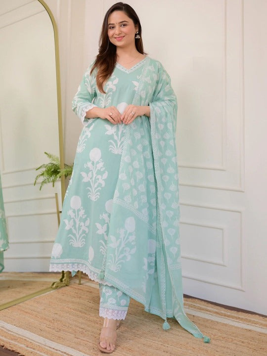 Mint Green Floral Print Cotton Kurta Set with V-Neck Embroidery & Lace