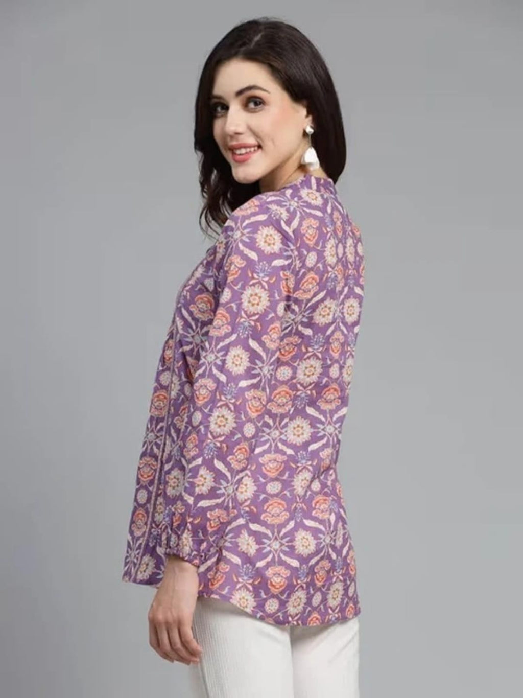 Women's Purple Floral Print Cotton Kurti with Pleated Yoke & V-Neck Detail